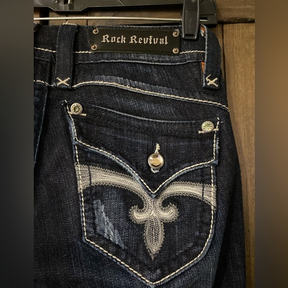 Rock Revival Jeans - Picture 4 of 4